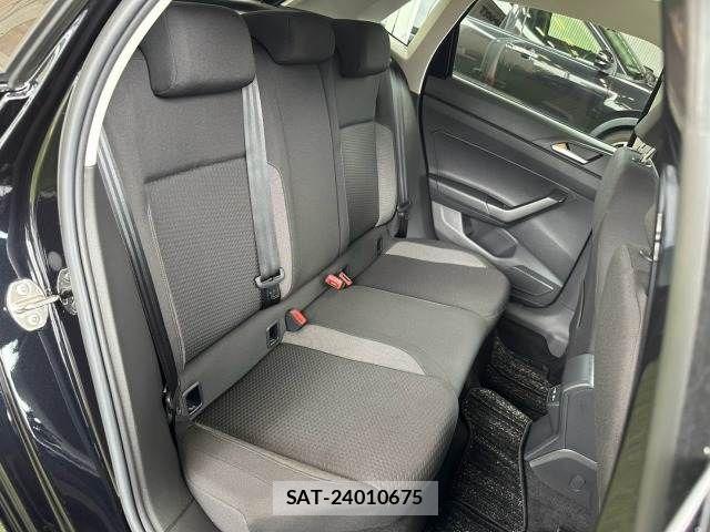 VolksWagen POLO 2023-03 8486267-11