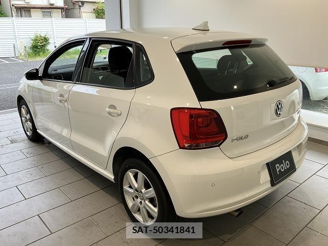 VolksWagen POLO 2013-12 8528226-17