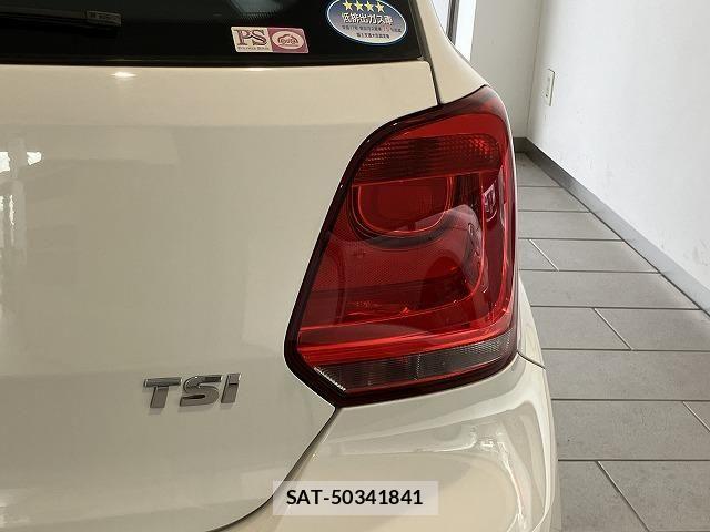 VolksWagen POLO 2013-12 8528226-23