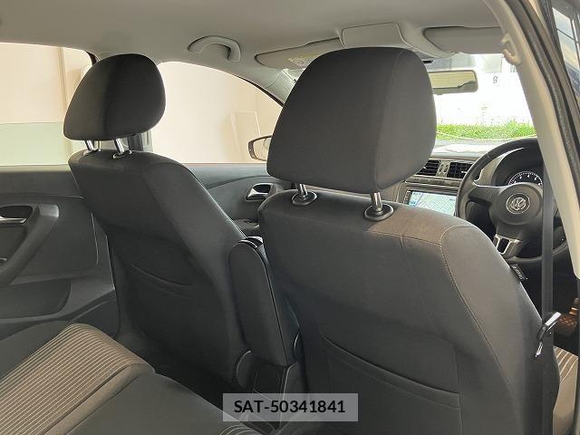 VolksWagen POLO 2013-12 8528226-26