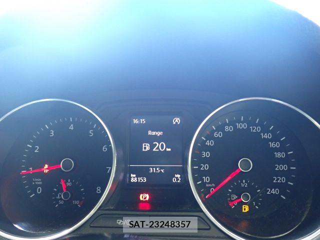 VolksWagen POLO 2015-08 8528223-11