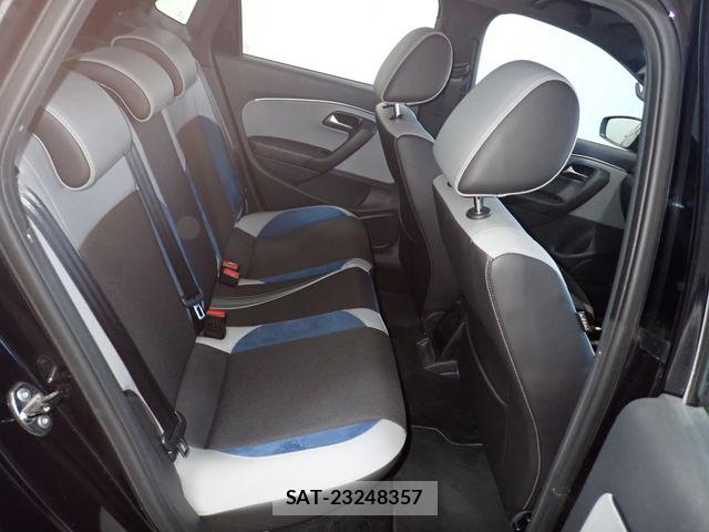VolksWagen POLO 2015-08 8528223-23