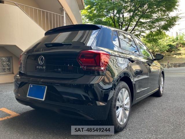 VolksWagen POLO 2022-03 8528225-4