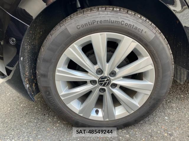 VolksWagen POLO 2022-03 8528225-7