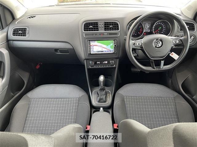 VolksWagen POLO 2017-08 8564107-4
