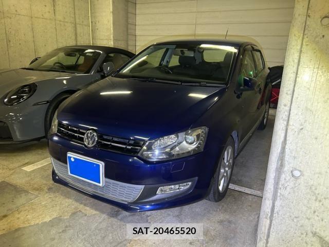 VolksWagen POLO 2011-09 8564106-0