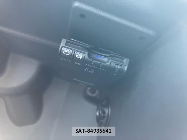VolksWagen POLO 2010-08 8564108-17