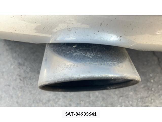 VolksWagen POLO 2010-08 8564108-23