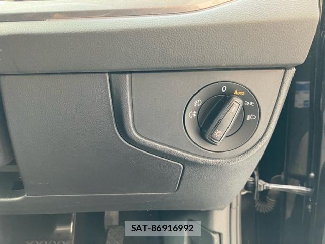 VolksWagen POLO 2020-08 8564104-13