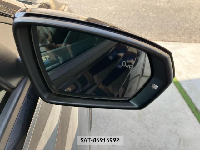 VolksWagen POLO 2020-08 8564104-5