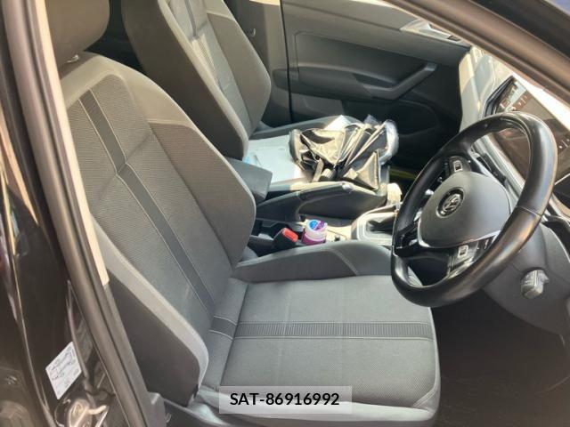 VolksWagen POLO 2020-08 8564104-7