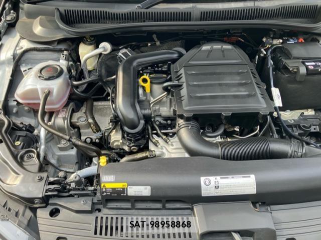 VolksWagen POLO 2019-07 8564103-10