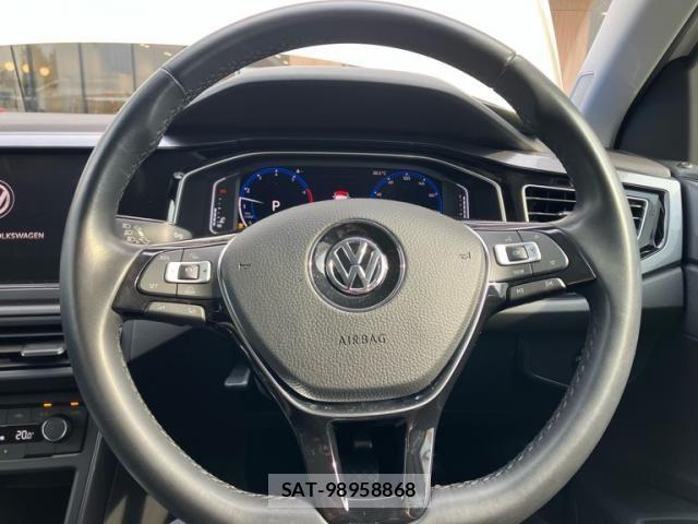 VolksWagen POLO 2019-07 8564103-19