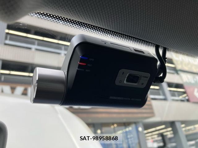 VolksWagen POLO 2019-07 8564103-26