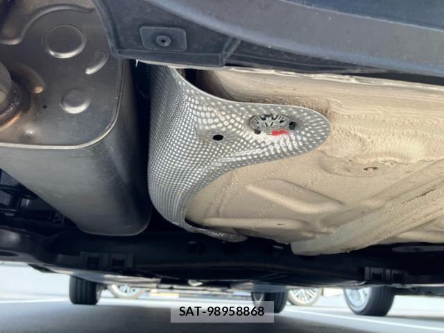VolksWagen POLO 2019-07 8564103-7
