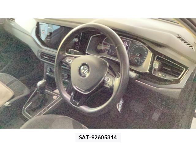 VolksWagen POLO 2019-09 8564105-10