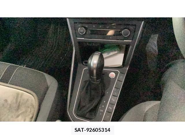 VolksWagen POLO 2019-09 8564105-12