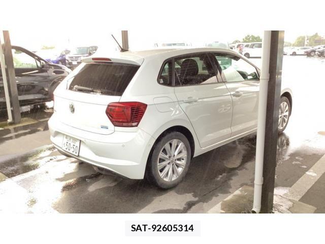 VolksWagen POLO 2019-09 8564105-1