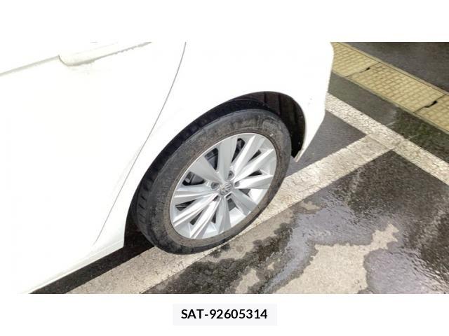 VolksWagen POLO 2019-09 8564105-6