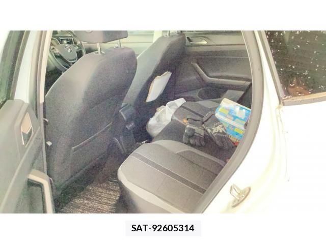 VolksWagen POLO 2019-09 8564105-8
