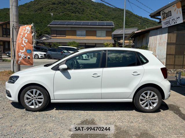 VolksWagen POLO 2017-07 8629769-4
