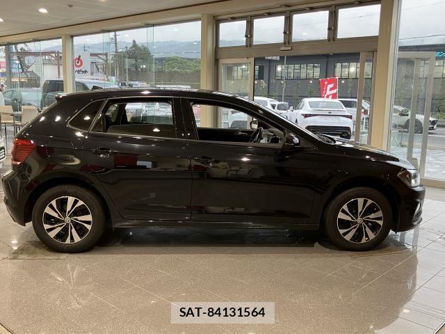 VolksWagen POLO 2018-06 8629759-13