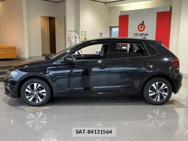 VolksWagen POLO 2018-06 8629759-14