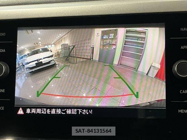 VolksWagen POLO 2018-06 8629759-3