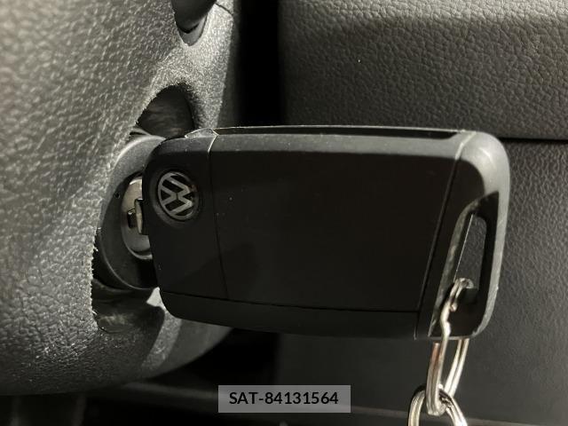 VolksWagen POLO 2018-06 8629759-6