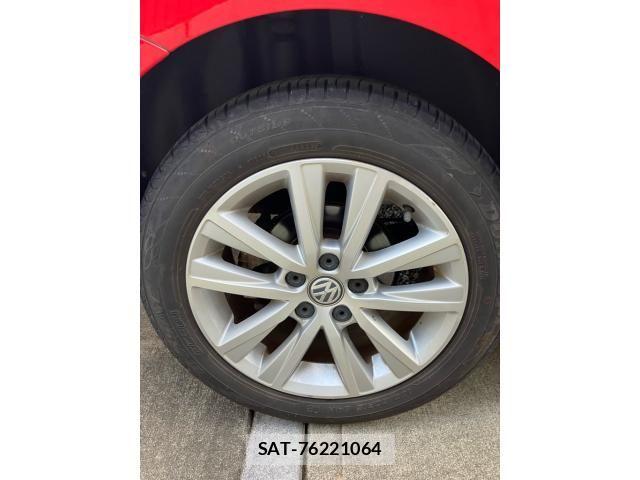 VolksWagen POLO 2016-06 8629768-9