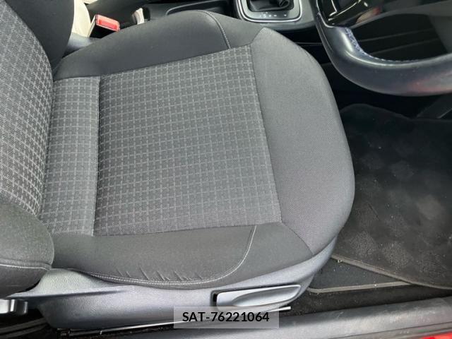 VolksWagen POLO 2016-06 8629768-16