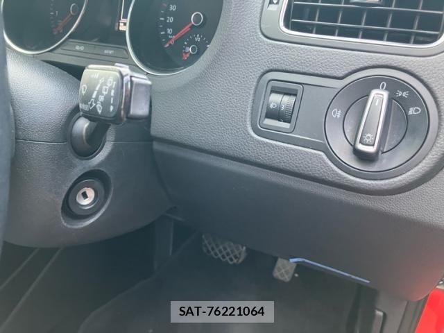 VolksWagen POLO 2016-06 8629768-19