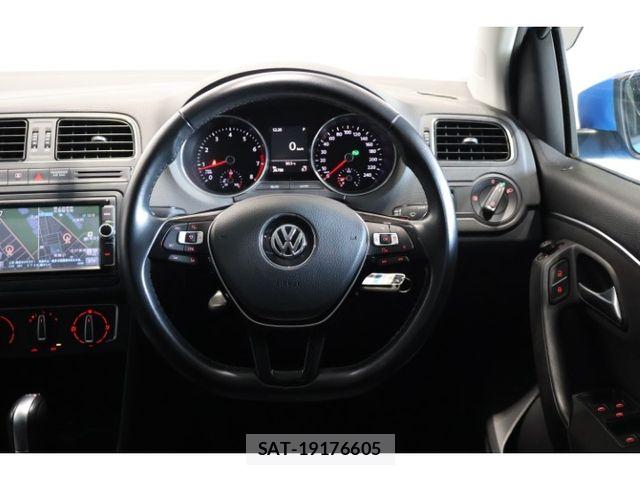 VolksWagen POLO 2015-08 8629758-2
