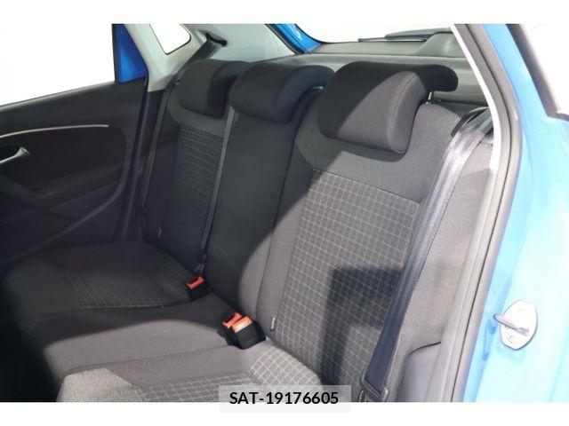 VolksWagen POLO 2015-08 8629758-4