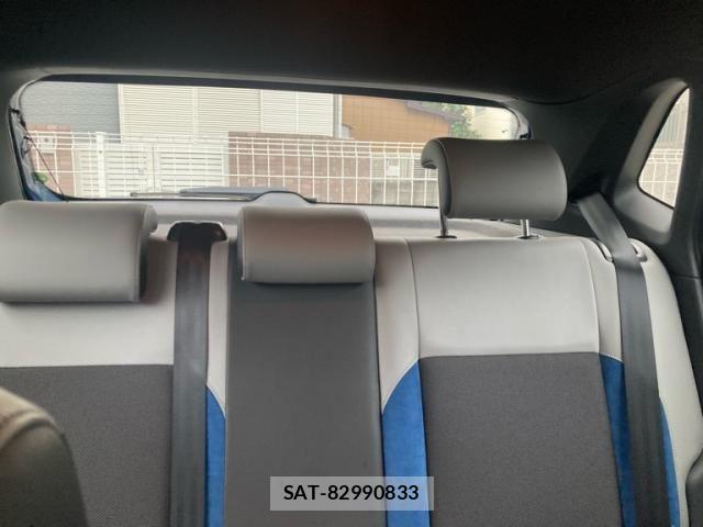 VolksWagen POLO 2013-09 8667152-14