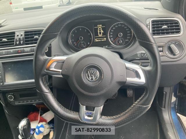 VolksWagen POLO 2013-09 8667152-17