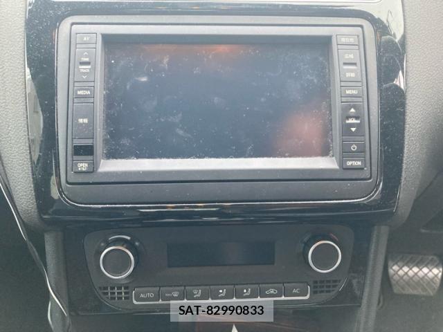VolksWagen POLO 2013-09 8667152-22