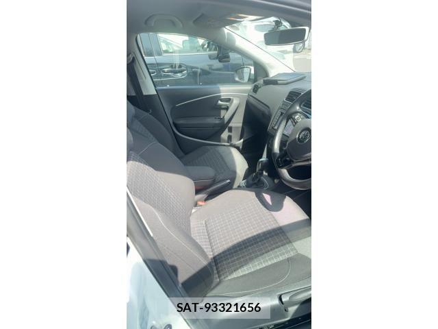 VolksWagen POLO 2016-10 8662421-10