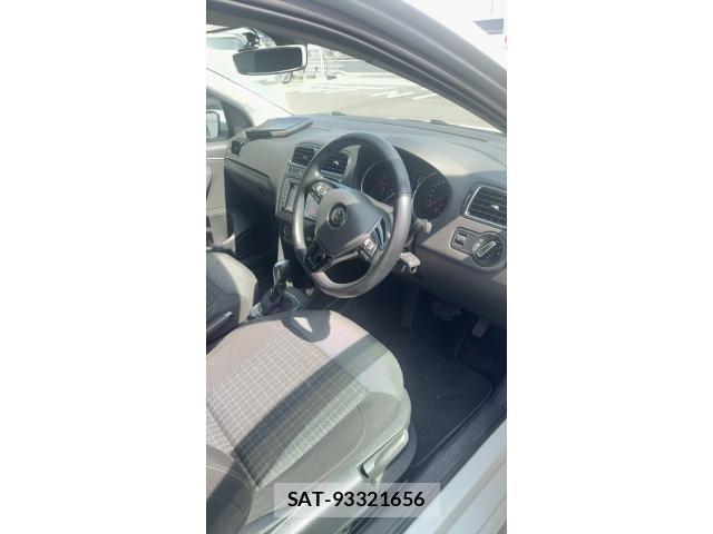 VolksWagen POLO 2016-10 8662421-11