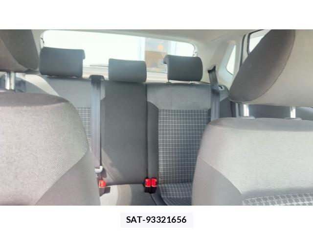 VolksWagen POLO 2016-10 8662421-15
