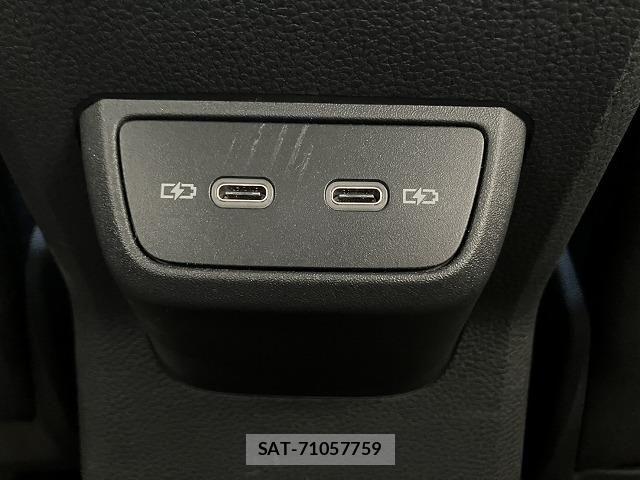 VolksWagen POLO 2022-03 8662417-7