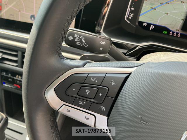 VolksWagen POLO 2022-10 8662419-17
