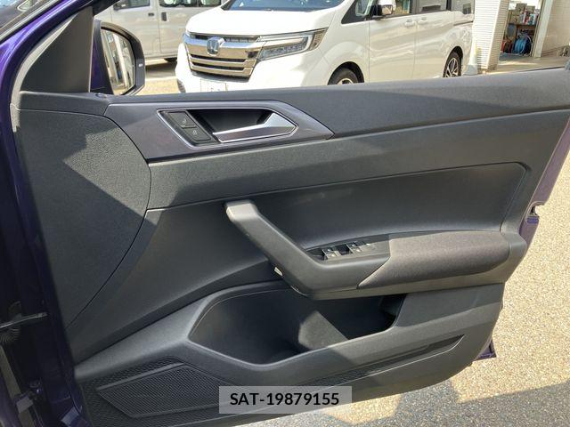 VolksWagen POLO 2022-10 8662419-19