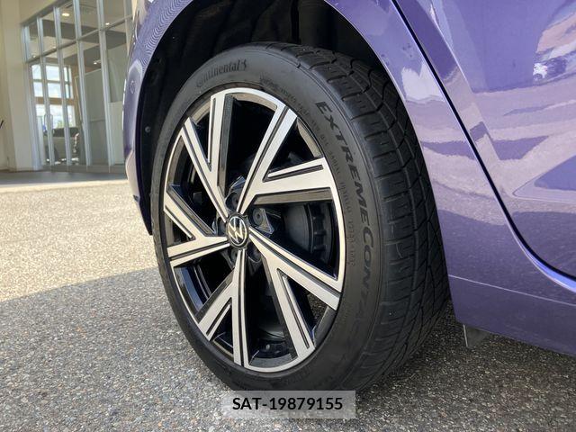 VolksWagen POLO 2022-10 8662419-27