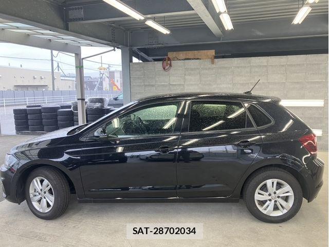 VolksWagen POLO 2020-10 8662418-3