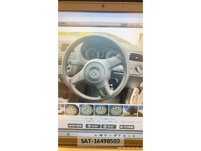 VolksWagen POLO 2012-03 8662424-6