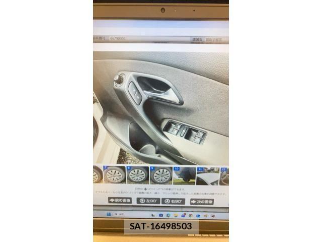 VolksWagen POLO 2012-03 8662424-7