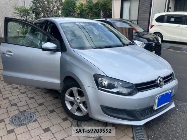 VolksWagen POLO 2013-09 8662423-0