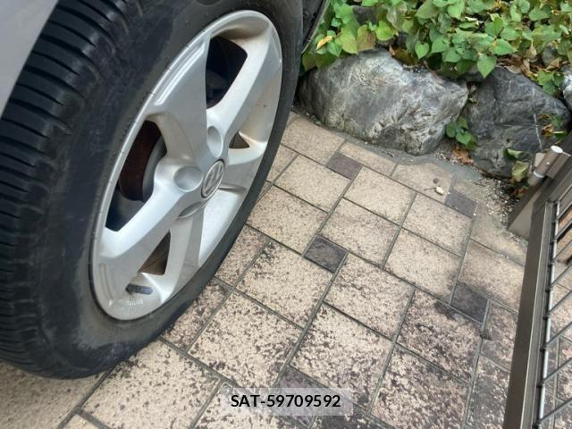 VolksWagen POLO 2013-09 8662423-4