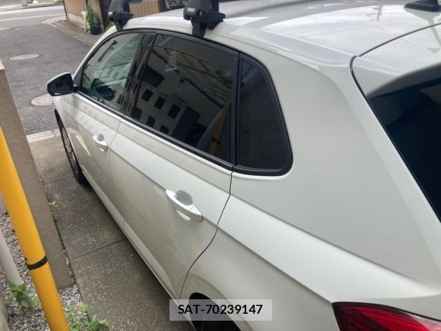 VolksWagen POLO 2020-10 8686931-11
